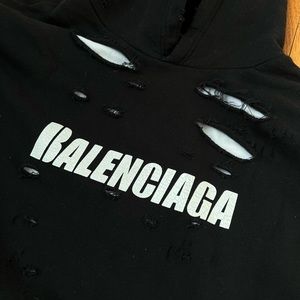 BALENCIAGA
LOGO DESTROYED COTTON SWEATSHIRT HOODIE (Authentic/unisex)